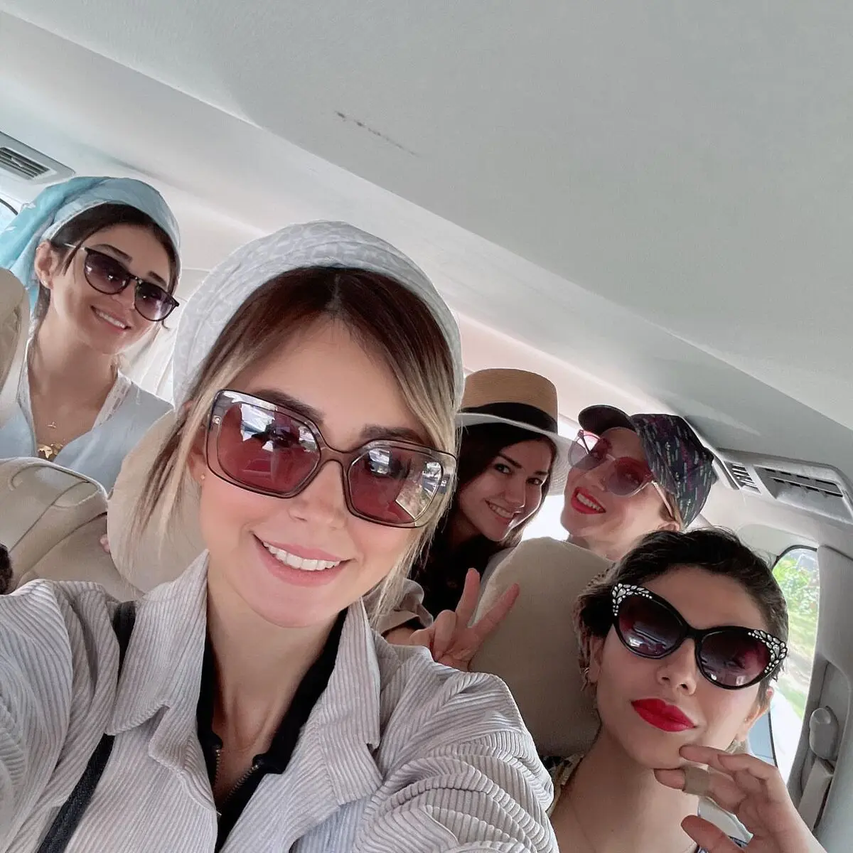 estakhrifamily_1638092540