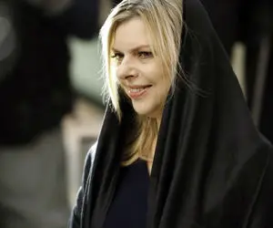 فرار همسر نتانیاهو به پناهگاه پس از حمله موشکی ایران + عکس