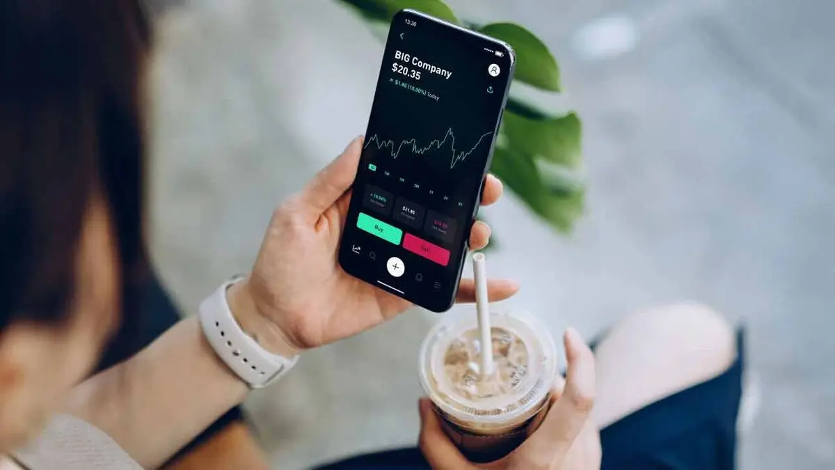 بهترین گوشی برای تریدرها