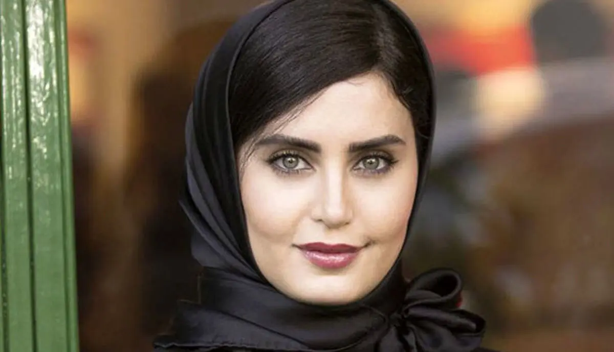 الی