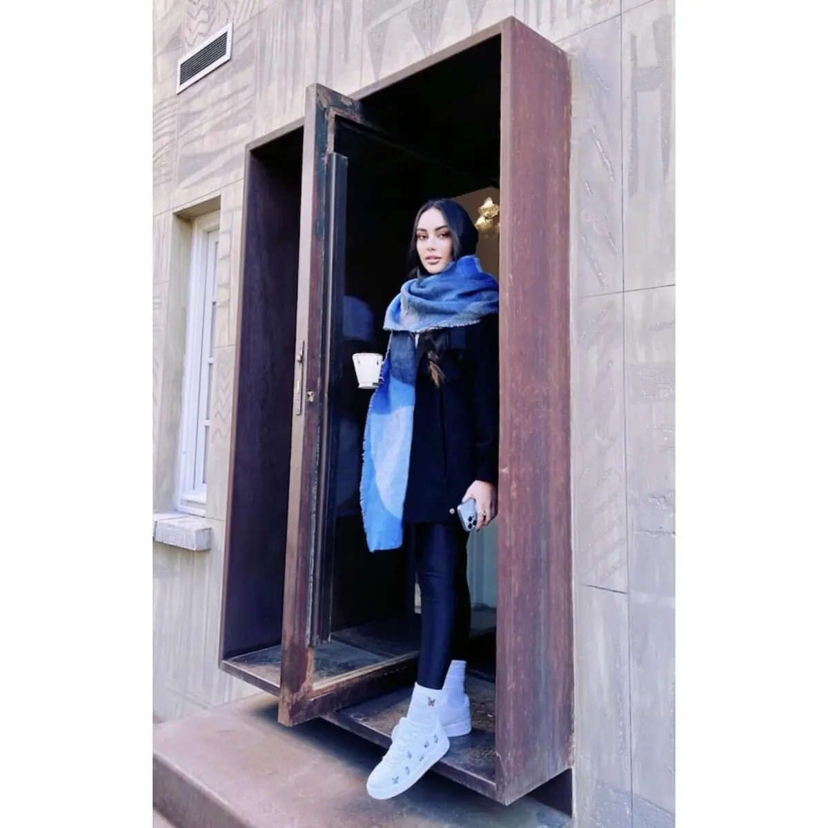 tarlan_parvanee_1640610416