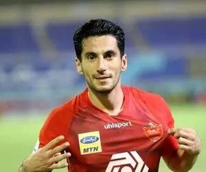 گل محمدی مدافع تیمش را اخراج کرد!