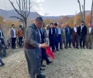 آواز نوستالژی؛ تو دل جنگل عروسی گرفتن با آهنگ کردی چه رقص محلی میرن ماشاالله پیراشون