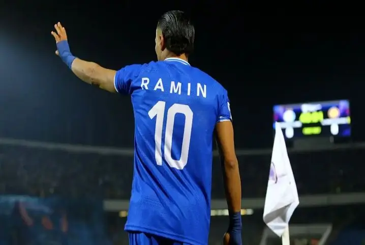 استقلالی پرحاشیه به سپاهان می رود؟