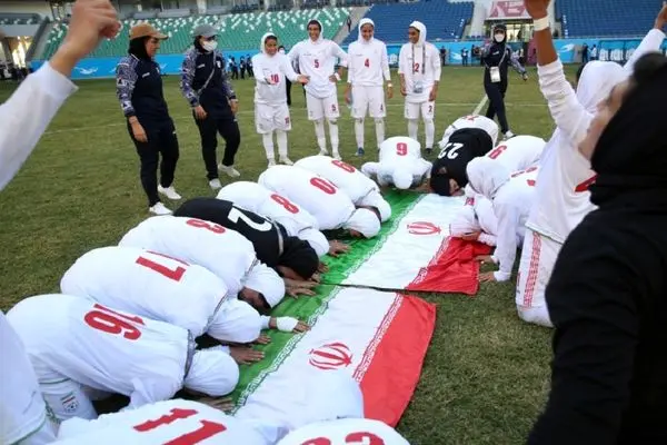 تیم ملی فوتبال زنان