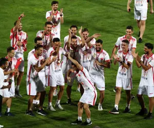 طعنه پرسپولیسی ها به استقلالی ها با تعداد قهرمانی های سیدجلال