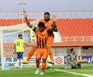 کُری هافبک مس برای پرسپولیس