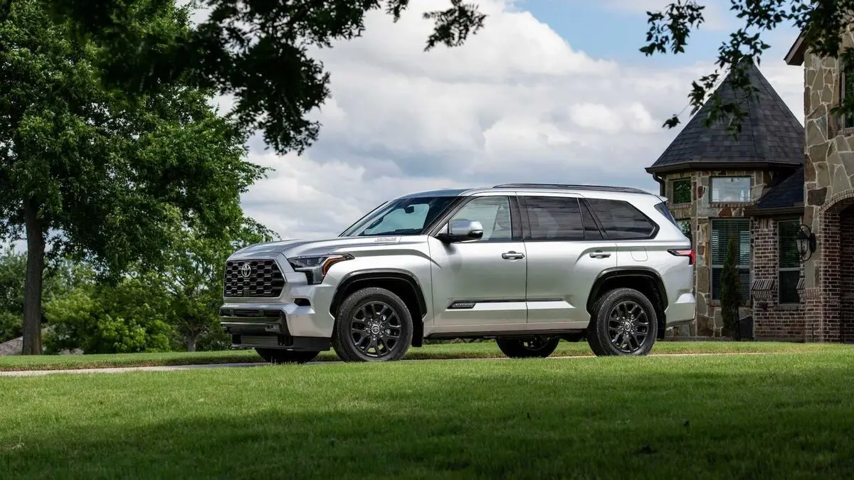 Toyota Sequoia2023