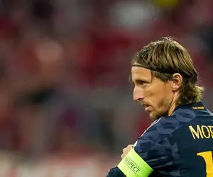 هدیه اسطوره رئال مادرید به اسطوره استقلال