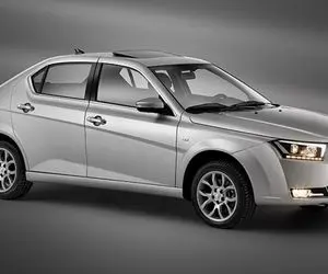 دناپلاس توربو اولین خودرو تمام ایرانی ۵ ستاره